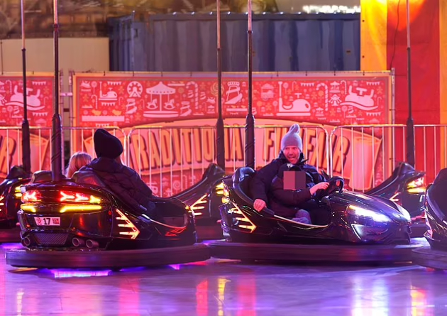djejson-stejtam-na-luna-park-so-decata-adrijana-lima-bez-gram-shminka-foto-dokazi-deka-i-dzvezdite-se-obichni-lugje-22.jpg