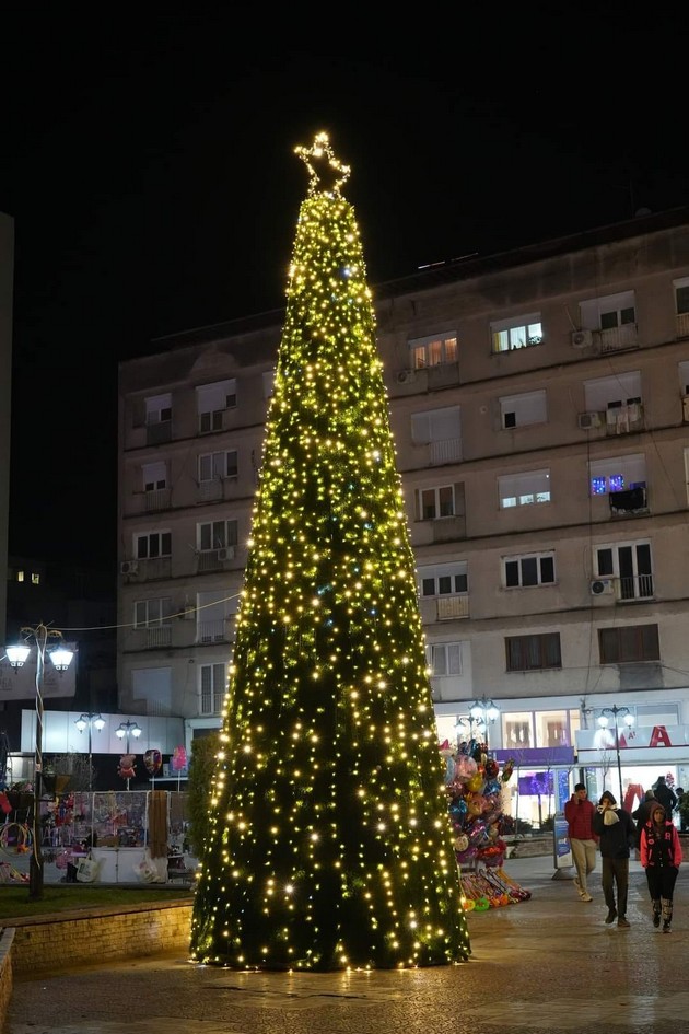 praznichna-magija-niz-makedonija-najubavo-ukrasenite-gradovi-vtor-del-13.jpg