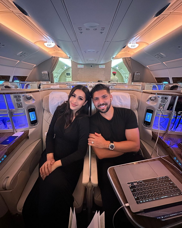 milioner-od-dubai-gi-spodeli-pravilata-shto-negovata-sopruga-mora-da-gi-pochituva-ne-smee-da-gotvi-i-da-plakja-smetki-02.jpg