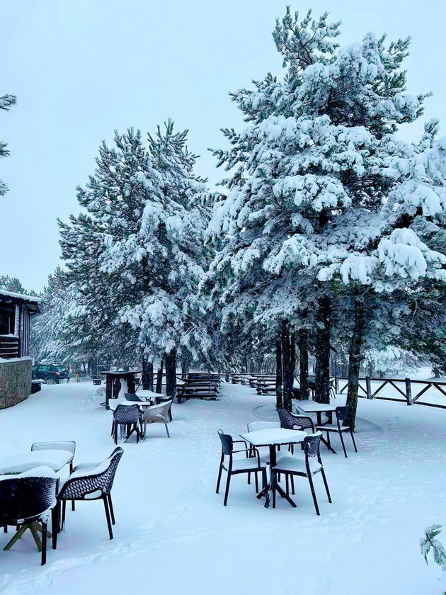 kozjak-vo-zima-volshebno-mesto-koe-potsetuva-na-snezhna-bajka-07.jpg