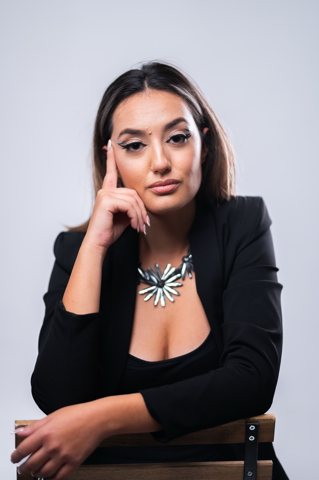 veronika-karakoleva-operska-pejachka-ne-jadam-3-4-chasa-pred-nastap-izbegnuvam-komunikacija-za-da-go-shtedam-glasot-03.JPG
