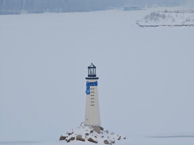 zhivot-i-na-40-stepeni-zimite-vo-sibir-se-kako-od-druga-planeta-foto-08.jpg