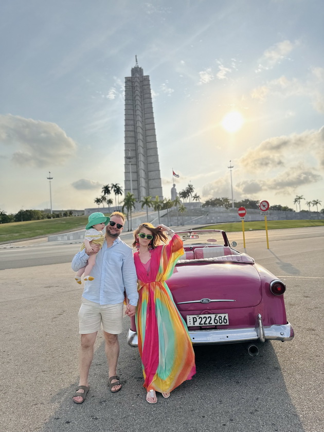 dani-gjurovska-za-patuvanjeto-vo-kuba-so-bebe-lekovi-teshko-se-naogjaat-peleni-prodavaat-na-tezga-a-vo-havana-e-bezbedno-06_copy.jpg
