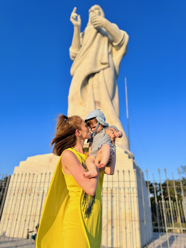 dani-gjurovska-za-patuvanjeto-vo-kuba-so-bebe-lekovi-teshko-se-naogjaat-peleni-prodavaat-na-tezga-a-vo-havana-e-bezbedno-17.jpg