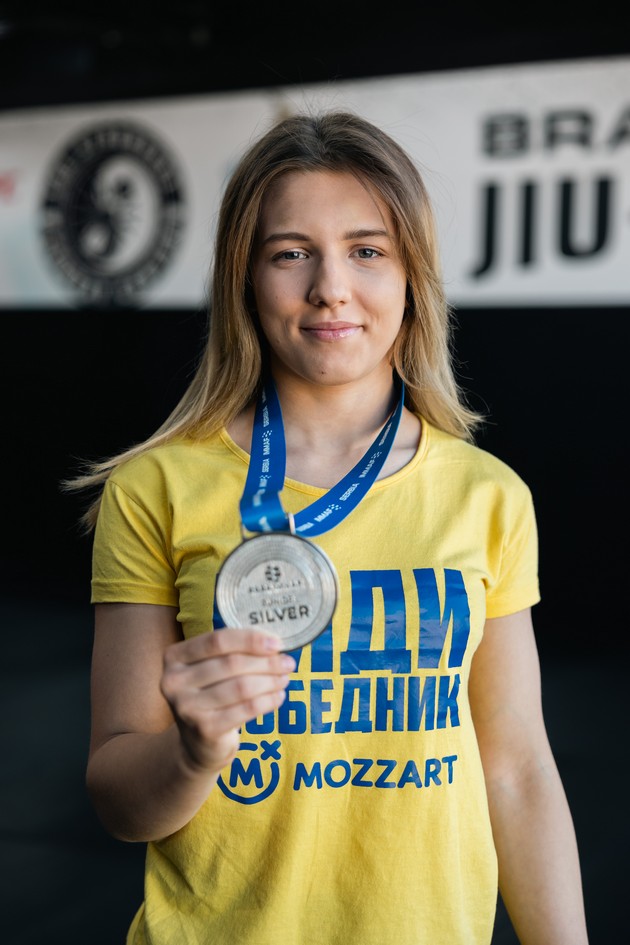 shampionite-poddrzhuvaat-shampioni-istoriski-uspeh-na-daniela-aleksovska-i-mozzart-na-evropskoto-mma-prvenstvo-02.jpg