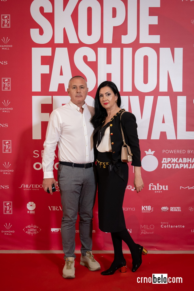 sto-oblekoa-posetitelite-na-poslednata-vecer-na-skopski-moden-festival-2024-54.jpg