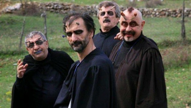 akterot-lazar-barakov-napolni-70-godini-srekjen-rodenden-na-chovekot-koj-ima-0-hejteri-i-eden-ton-obozhavateli-06.jpg