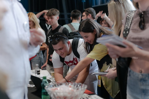 brainster-job-fair-najgolemiot-nastan-za-vrabotuvanje-povrza-nad-200-studenti-so-50-kompanii-03.jpg