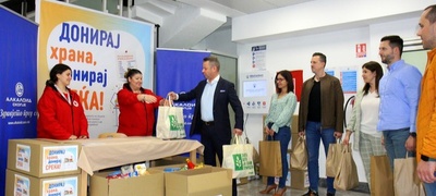 prodolzhuvaat-zaednichkite-humanitarni-aktivnosti-na-alkaloid-i-crven-krst-zaedno-mozheme-povekje-повекје.jpg