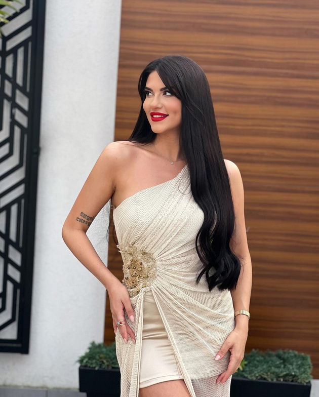 katarina-ivanovska-so-noviot-dechko-elena-najdoski-sonuva-deka-e-na-more-shto-pravat-makedonskite-dzvezdi-na-instagram-03.jpg