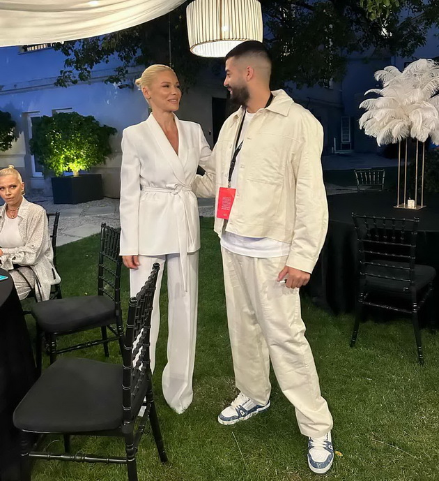 marjan-petrov-beshe-edinstven-shminker-na-festival-vo-belgrad-za-nole-imashe-poseben-vlez-i-obezbeduvanje-nik-kejv-e-mnogu-opushten-09.jpg