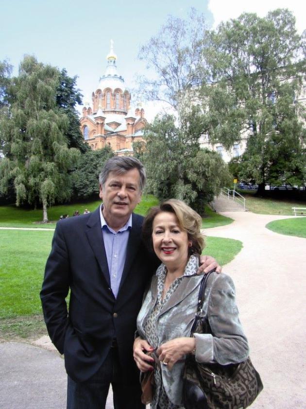 tri-pati-se-mazela-na-soprugot-mu-priznala-deka-e-vljubena-vo-drug-burniot-ljuboven-zivot-na-akterkata-svetlana-bojkovic-03_copy.jpg