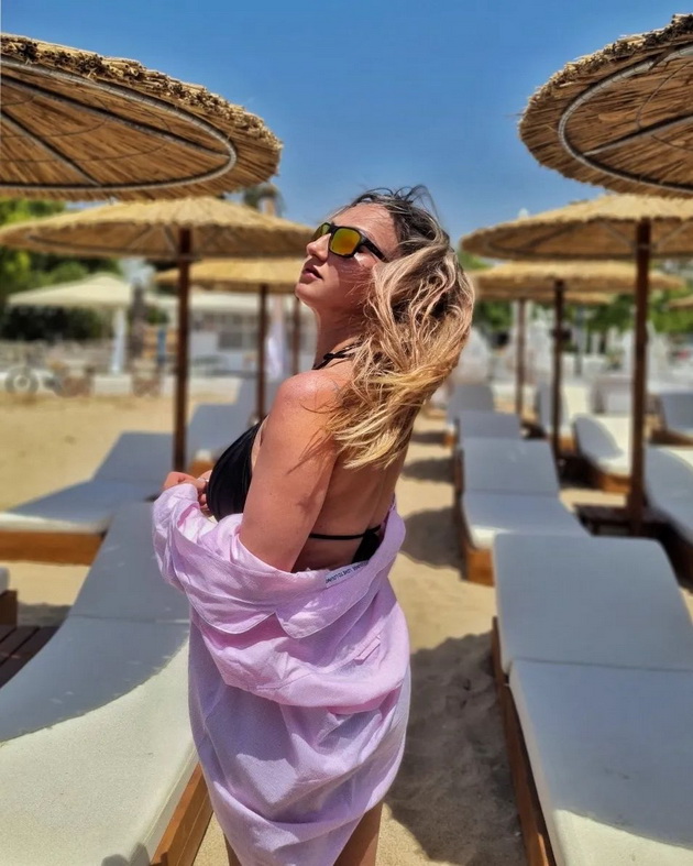 elena-najdoski-glamurozna-na-svadba-pancho-od-dnk-so-perika-shto-pravat-makedonskite-dzvezdi-na-instagram-23.jpg