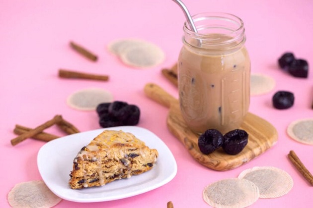 recept-za-leden-chaj-so-sok-od-slivi-i-mleko-bez-dodaden-shekjer-03.jpg