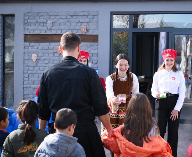 bimilk-go-odbelezha-svetskiot-den-na-deteto-so-detska-kulinarska-rabotilnica-05.JPG