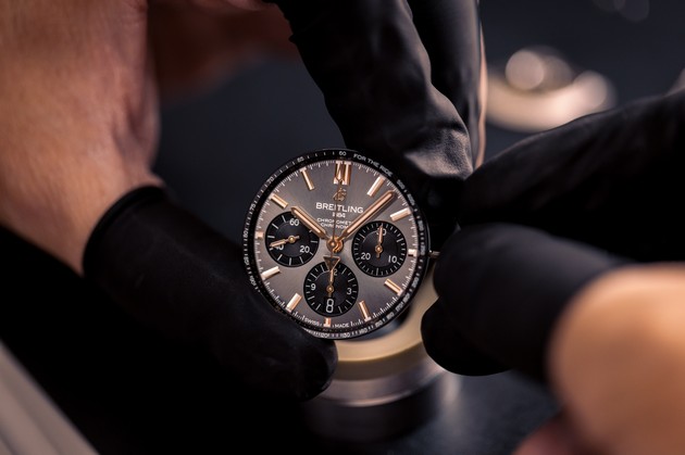 breitling-htriumph-sojuz-na-precizno-inzhenerstvo-i-stil-6_2.JPG
