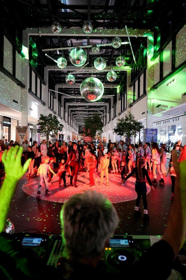 nezaboraven-disko-vikend-vo-ist-gejt-mol-02.JPG