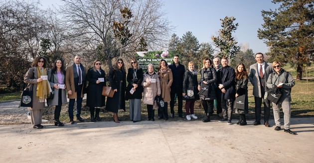 doma-e-poubavo-so-noviot-magnolija-park-donirani-80-zreli-sadnici-vo-gradskiot-park-4.JPG