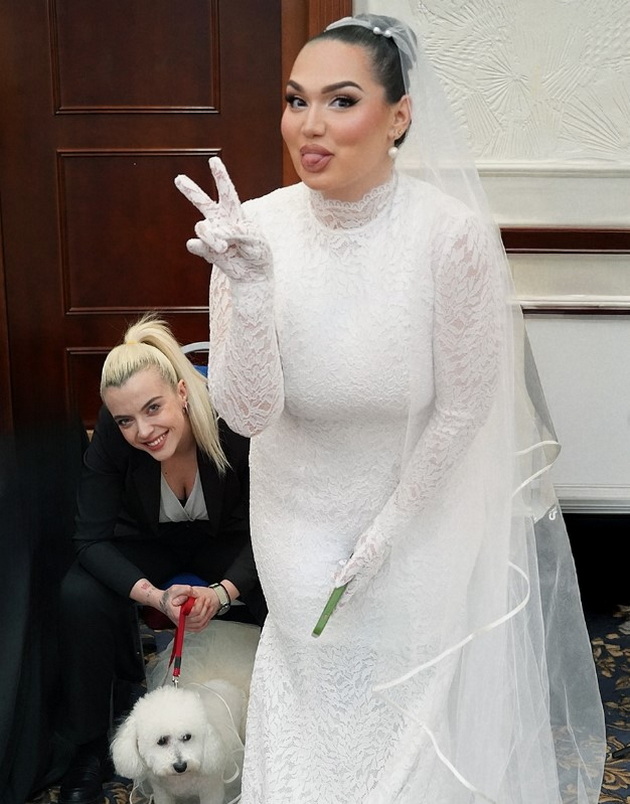 snezhana-lupevska-so-soprugot-vo-malta-ivona-jo-so-nevestinsko-so-majka-i-shto-pravat-makedonskite-dzvezdi-denovive-15.jpg