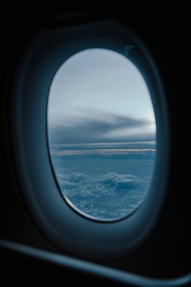 zoshto-ne-mozhete-da-gi-vidite-dzvezdite-dodeka-letate-so-avion-05.jpg