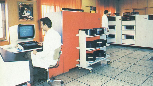 alkaloid-odbelezha-polovina-vek-informatichka-tehnologija-01.JPG