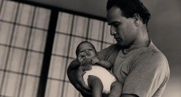 beshe-vo-zatvor-za-ubistvo-majka-mu-go-kidnapirala-tragichniot-zhivot-na-najstariot-sin-n-marlon-brando-04.JPG