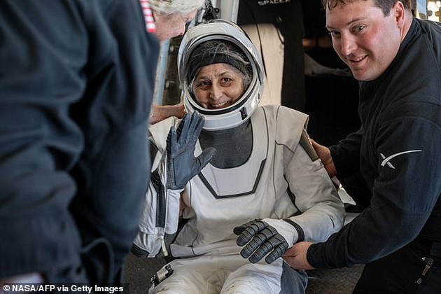zaglavenite-astronauti-se-vratija-na-zemjata-ne-mozhat-da-odat-sami-mozhe-da-imaat-problemi-so-srceto-i-vidot-09.JPG