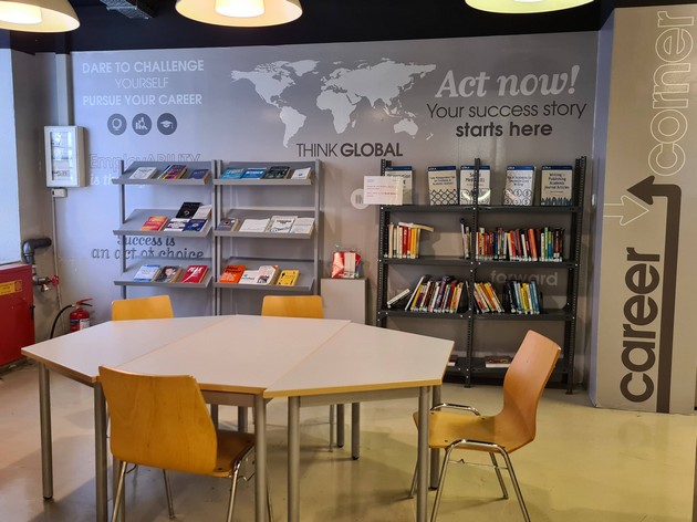 dekanite-od-siti-koledzh-kaj-nas-studentite-prerasnuvaat-vo-visokokvalifikuvani-profesionalci-05.JPG
