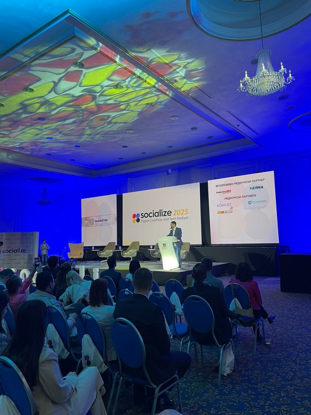 festivalot-za-digitalna-kreativnost-i-tehnologii-socialize-2025-uspeshno-startuvashe-so-svoeto-prvo-izdanie-14.jpg