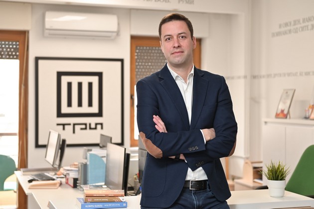 intervju-so-bojan-sazdov-pretsedatel-na-makedonskata-asocijacija-na-izdavachi-mai-i-glaven-urednik-na-izdavachki-centar-tri-01.jpg