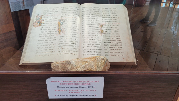 go-posetiv-zamokot-golubac-koj-e-na-5-chasa-vozenje-od-skopje-shto-me-impresionirashe-kaj-skapoceniot-kamen-na-srbija-32.jpg