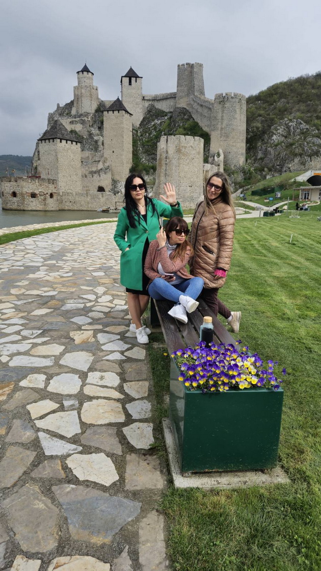 go-posetiv-zamokot-golubac-koj-e-na-5-chasa-vozenje-od-skopje-shto-me-impresionirashe-kaj-skapoceniot-kamen-na-srbija-71.jpg