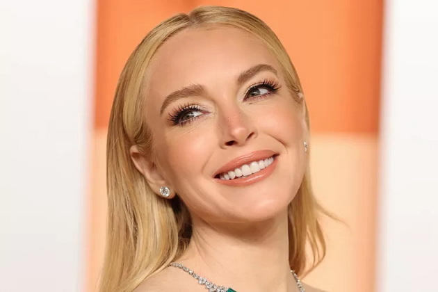 lindzi-lohan-gi-otkriva-tajnite-napitoci-za-bleskavo-lice-demantira-deka-tragite-od-stareenje-gi-izbrishala-so-fejslifting-05.jpg
