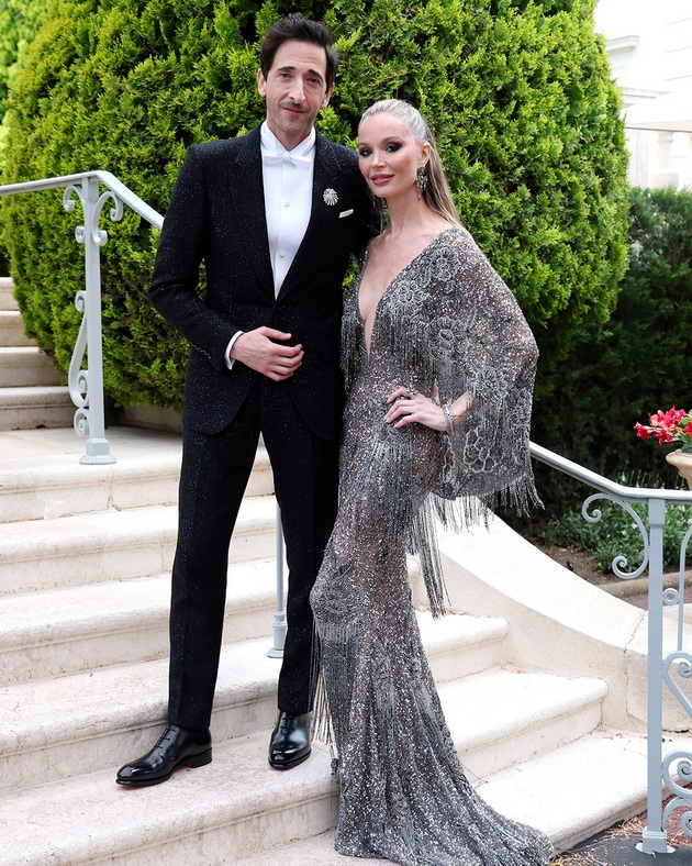 najubavite-i-najvljubenite-parovi-na-amfar-gala-2025-vo-kan-se-baknuvaat-i-razmenuvaat-nezhnosti-05.jpg