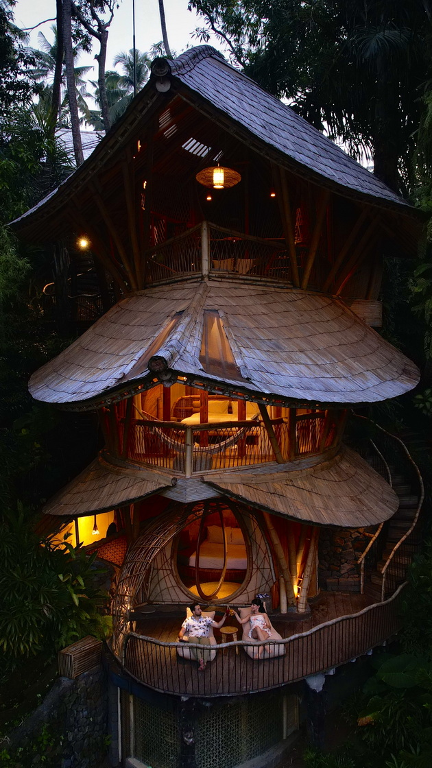 aleksandar-ja-zaprosi-sakanata-milena-na-edno-od-najspektakularnite-mesta-na-bali-foto-07.jpeg