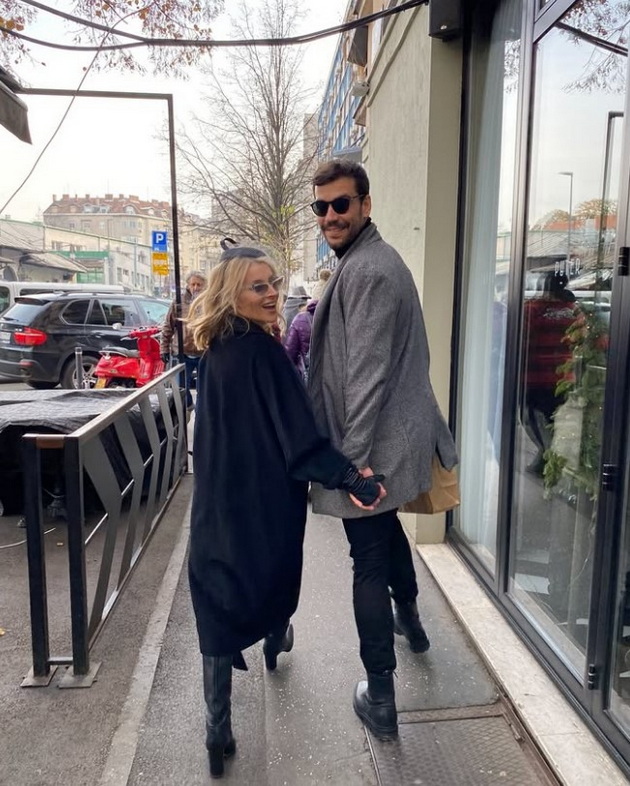 angjelka-prpikj-gi-zbuni-fanovite-so-trudnichki-fotki-vtor-rodenden-ili-vtoro-dete-so-sakaniot-koj-mu-beshe-najdobar-drugar-na-nejziniot-bivshi-soprug-08.jpg