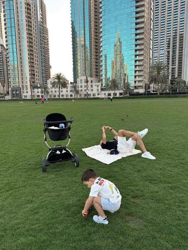 teodora-od-skopje-beshe-vo-dubai-so-todler-3-i-bebe-mi-izgledashe-predizvikuvachki-letot-so-2-mesechno-bebe-no-pomina-odlichno-13.jpg