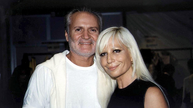 brat-ja-nateral-da-stane-rusokosa-po-30-godini-se-otkazha-od-rakovodstvoto-na-versace-fakti-za-donatela-versache-05.JPG