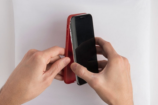 kako-da-go-izladite-pregreaniot-telefon-osobeno-vo-leto-06.JPG