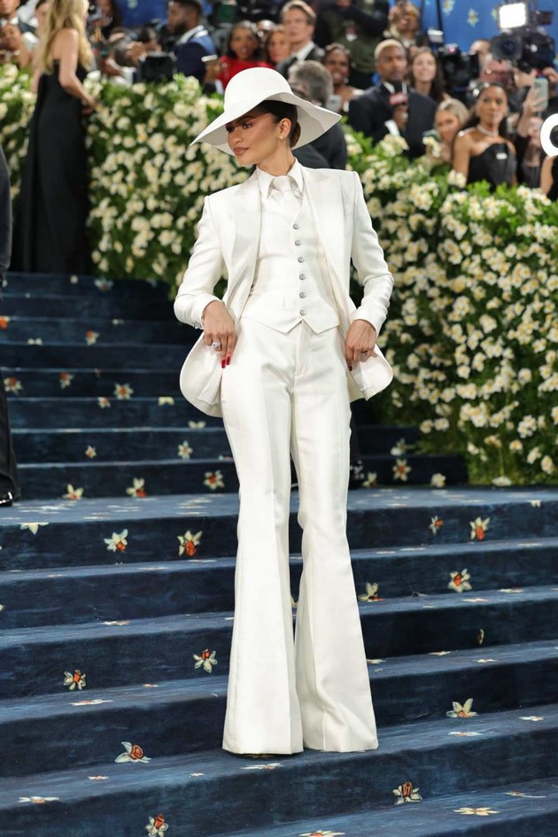 najsmeshnite-meminja-za-met-gala-2025-shto-znachi-godineshnata-tema-na-nastanot12.JPG