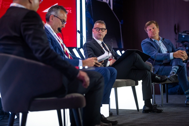 strateshko-sozrevanje-kade-sme-i-kade-odime-liderstvoto-i-chovechkite-resursi-kako-glavni-postulati-za-ekonomski-rast-i-razvoj-01.JPG