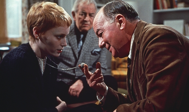 ubistvo-od-kult-samoubistva-soobrakjajki-6-horor-filmovi-za-koi-se-veruva-deka-se-prokolnati-12.JPG