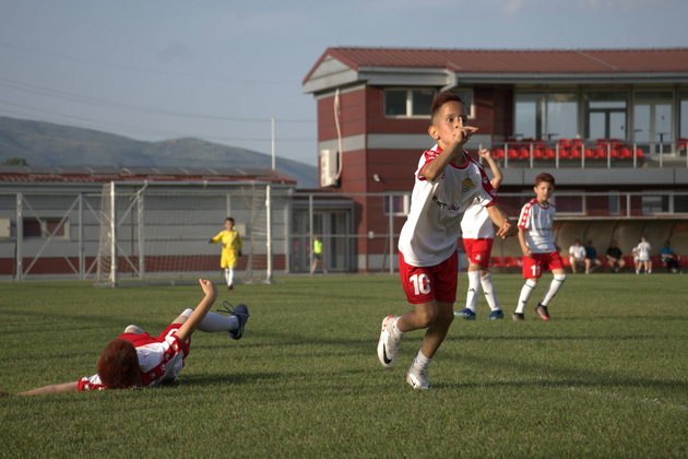 darijan-gelevski-9-e-nash-fudbaler-so-svetski-talent-trenerite-na-barselona-me-izbraa-za-najdobar-igrach-na-kamp-za-mladi-talenti-07.jpg