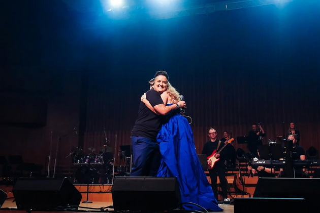 marija-sherifovikj-voodushevi-vo-zagreb-so-pesna-od-toshe-edinstveno-so-nego-sakav-da-snimam-duet-04.jpg