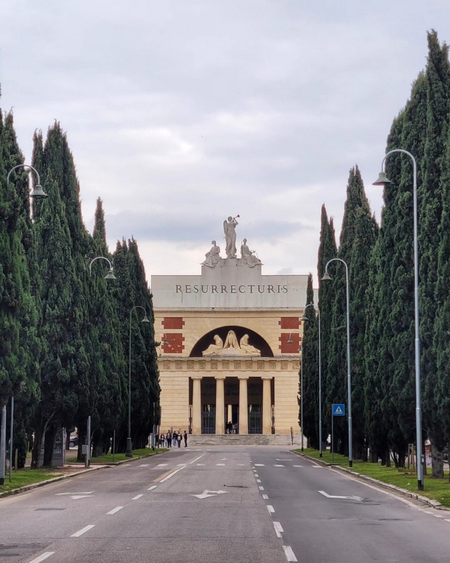 patuvav-20-chasa-od-skopje-do-milano-so-avtobus-gi-posetiv-i-komo-i-verona-zoshto-bi-odela-pak-na-organizirana-tura-27.jpg
