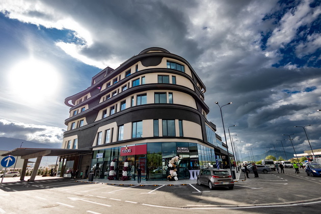 sveceno-otvoren-nabizi-retail-park-novata-destinacija-za-shoping-i-zabava-vo-struga-i-regionot-02.JPG