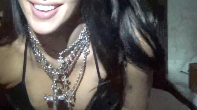 dali-ova-e-vtor-del-od-porno-snimkata-kim-kardashijan-gi-zbuni-fanovite-so-razgoleni-fotki-i-provokativni-pozi-03.jpg