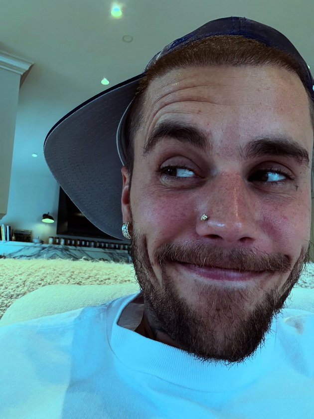 justin-bieber-gi-zagrizhi-fanovite-i-prizna-deka-bara-pomosh-od-bog-jas-sum-obichen-chovek-so-maani-gi-povreduvam-drugite-nesvesno-12.jpg