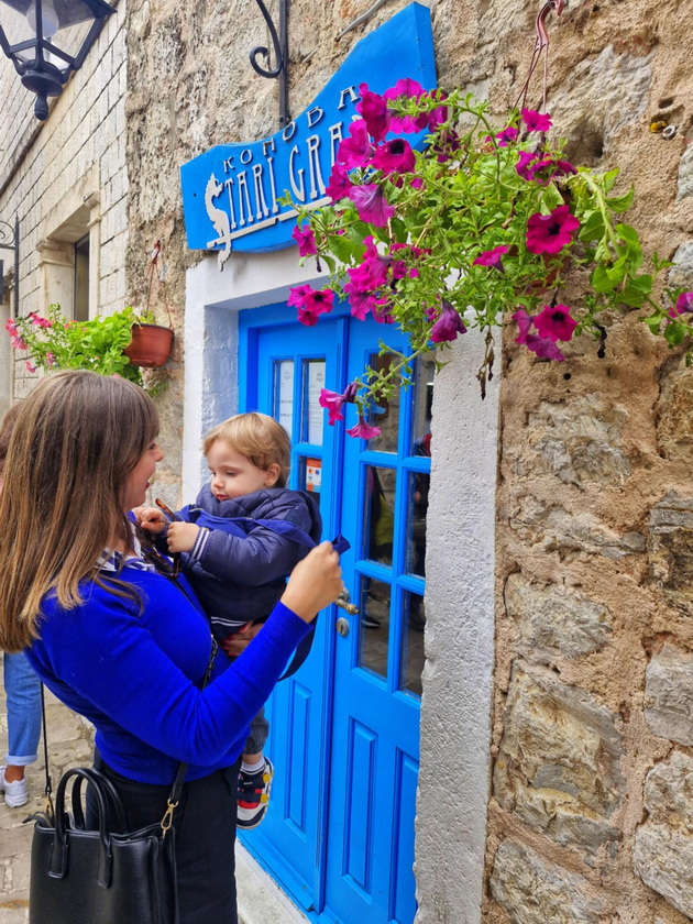 bev-na-odmor-vo-ulcinj-i-go-shetav-crnogorskoto-krajbrezhje-do-budva-magichen-star-grad-13km-pesochna-plazha-11.jpg