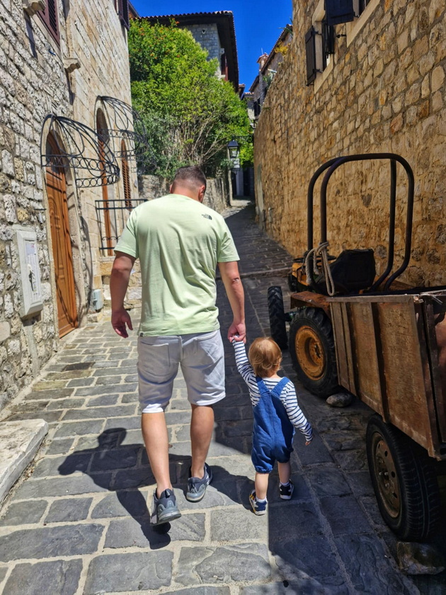 bev-na-odmor-vo-ulcinj-i-go-shetav-crnogorskoto-krajbrezhje-do-budva-magichen-star-grad-13km-pesochna-plazha-26.jpg